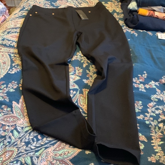 Stoosh Black Pull on Pants - Picture 3 of 5